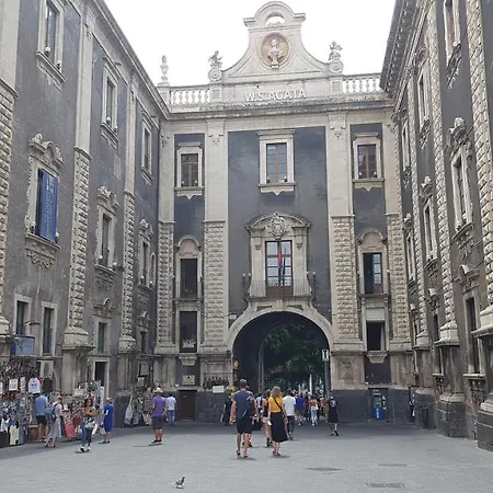 فندق مبيت وإفطار Giardino Bellini-centro