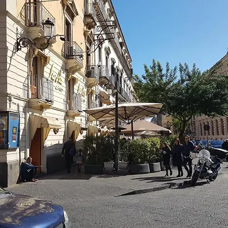 Giardino Bellini-centro 4*