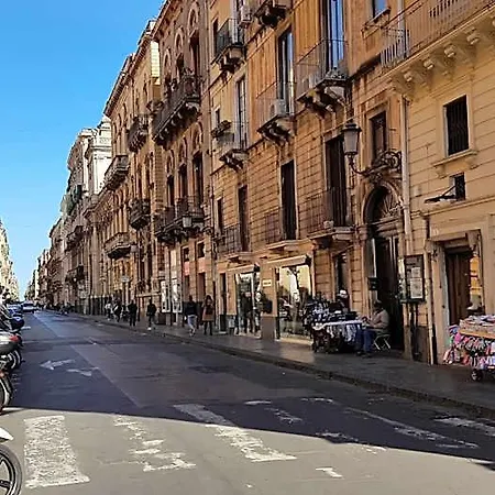 Oda ve Kahvaltı Giardino Bellini-centro Katanya
